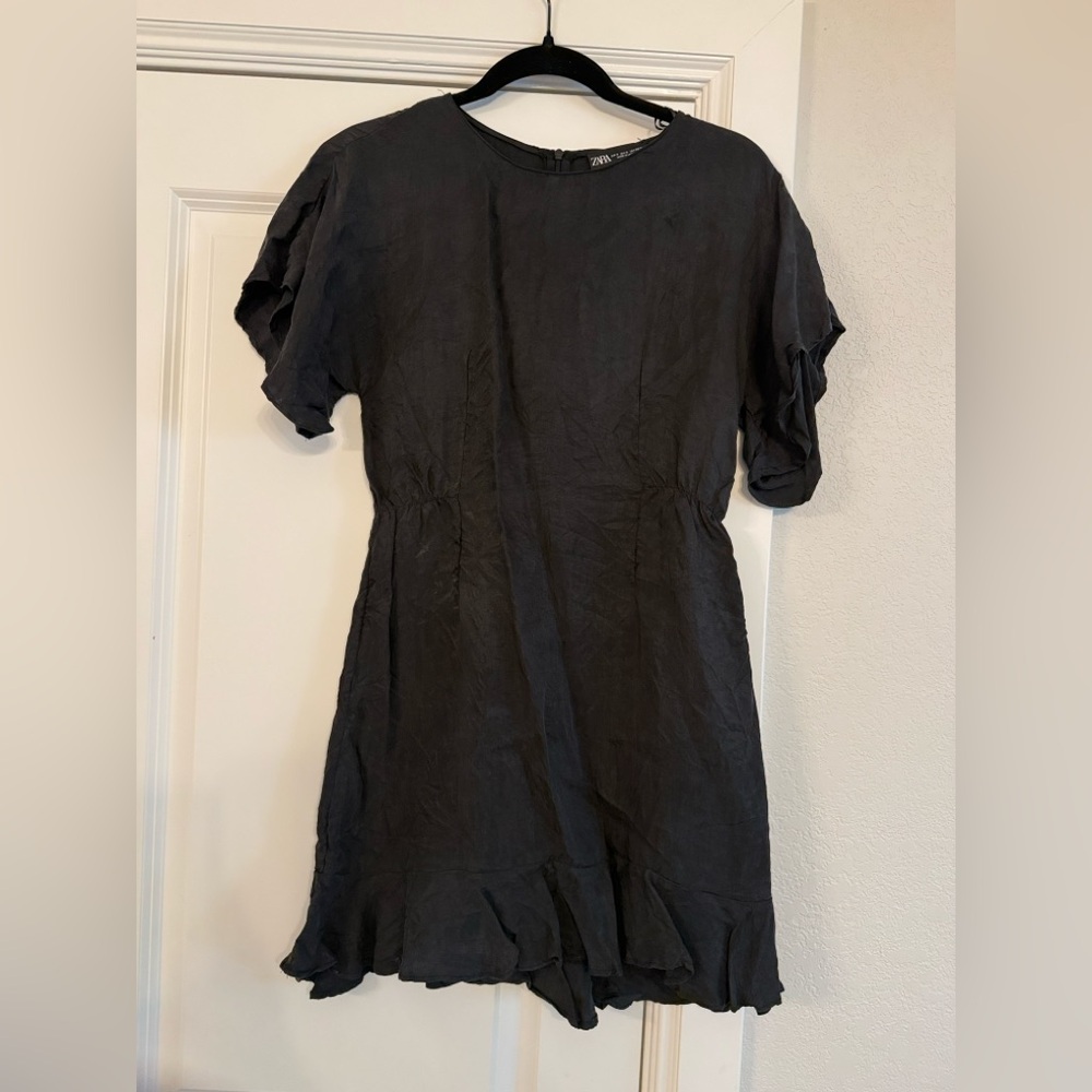 Zara Black Short Sleeve Midi Dress